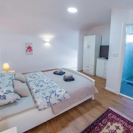 Apartment Novax - Free Parking موستار المظهر الخارجي الصورة