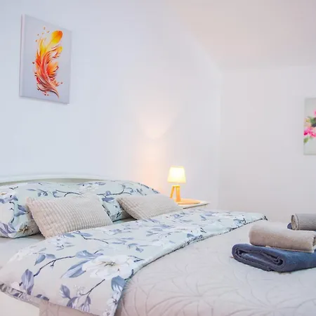 Apartment Novax - Free Parking موستار المظهر الخارجي الصورة