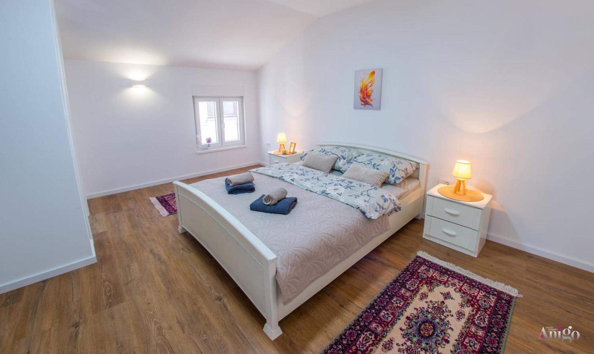 Novax - Free Parking Apartman *